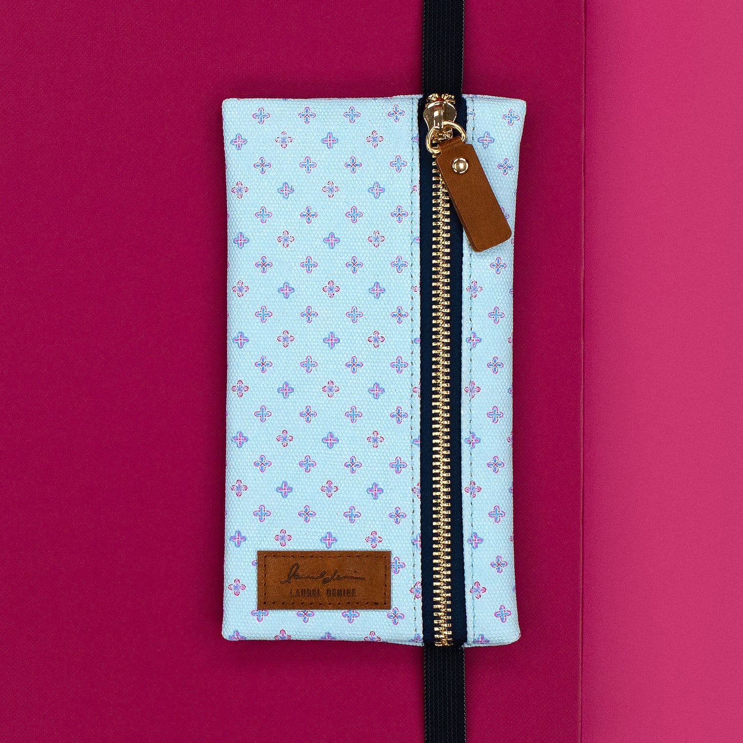 POUCH