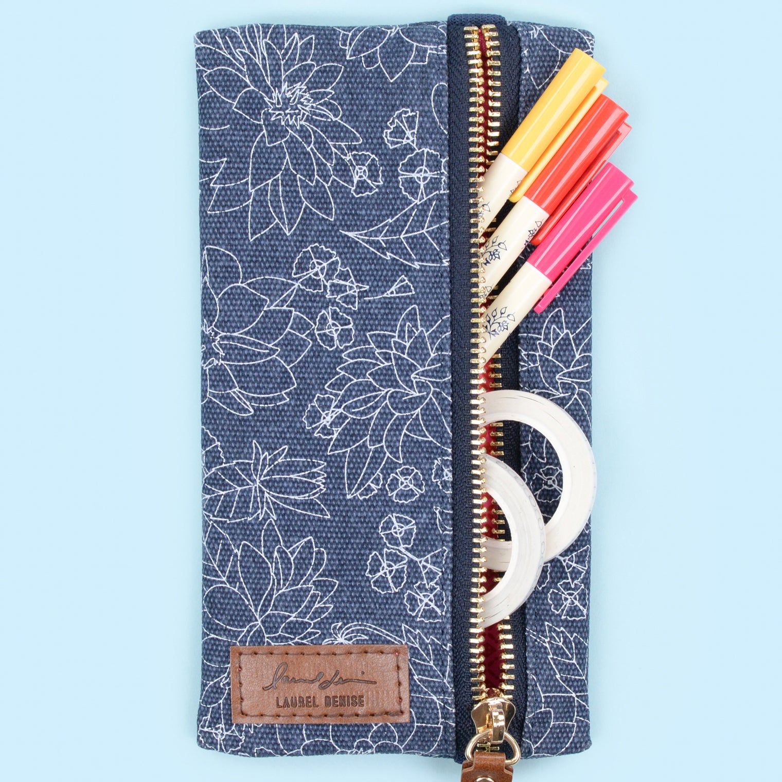 POUCH