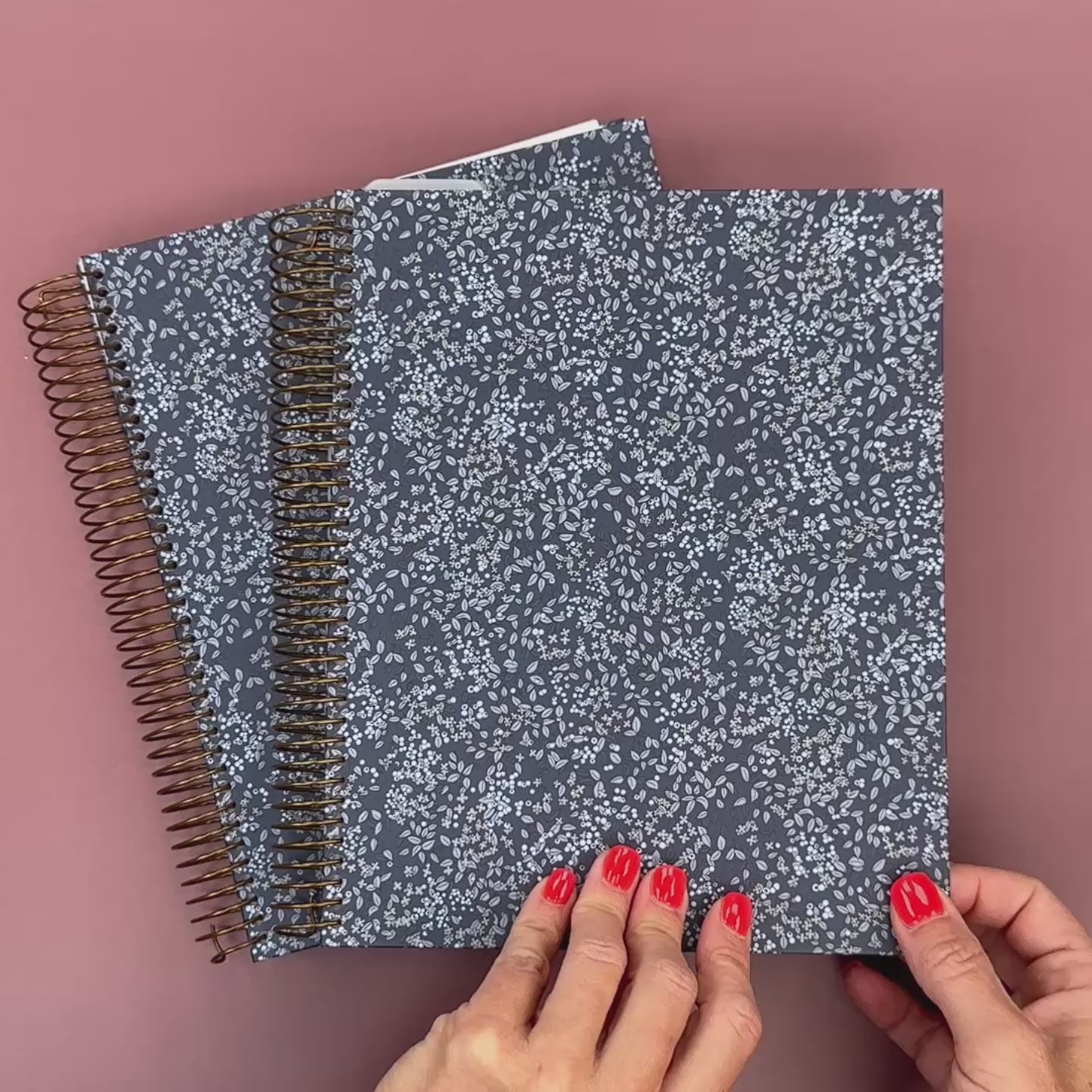 VIDEO FLIP THROUGH, SMALL
